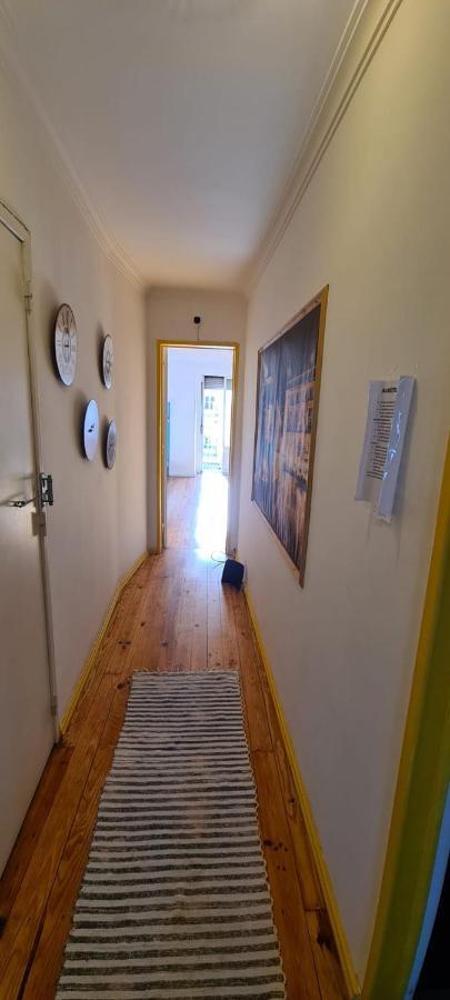 Auristelas Hostel Lissabon Buitenkant foto