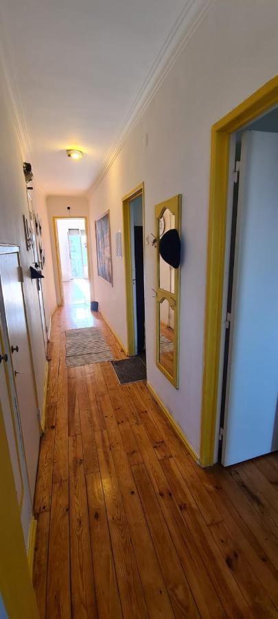Auristelas Hostel Lissabon Buitenkant foto
