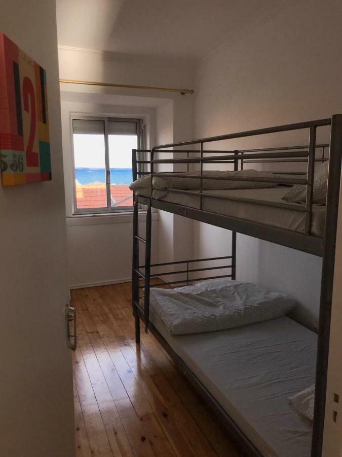 Auristelas Hostel Lissabon Buitenkant foto